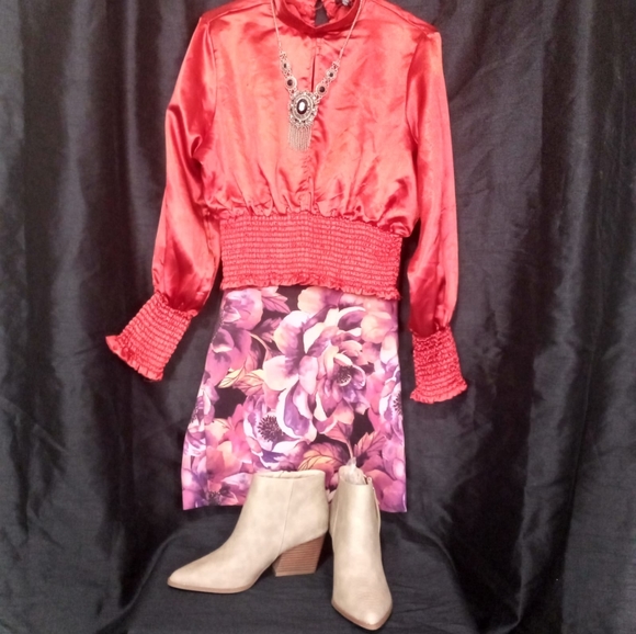 Red Silk Long Sleeve Blouse - Picture 3 of 5